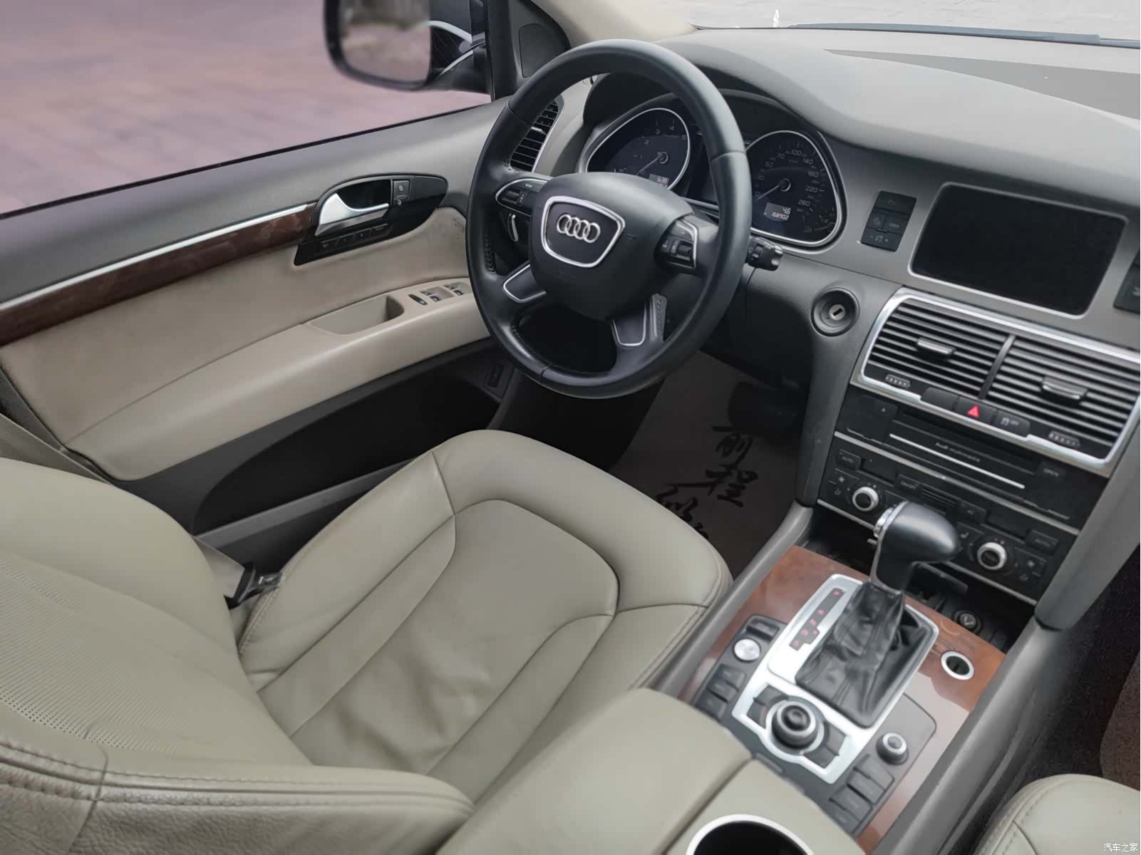 Audi Q7, 2012 14