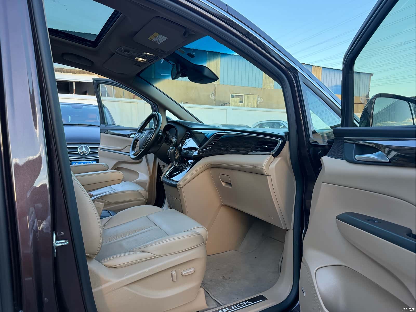 Buick GL8, 2017 18