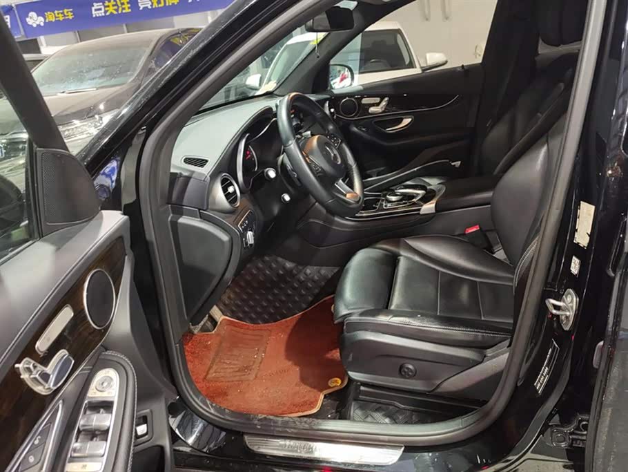 Mercedes-Benz GLC Mercedes-Benz GLC
