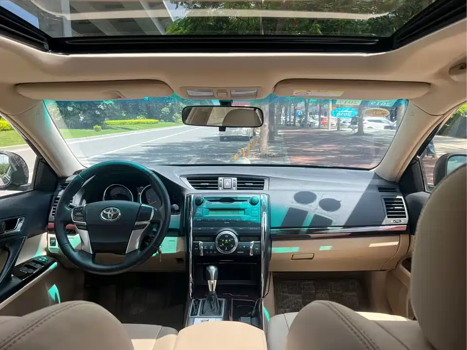 Toyota Reiz Toyota Reiz