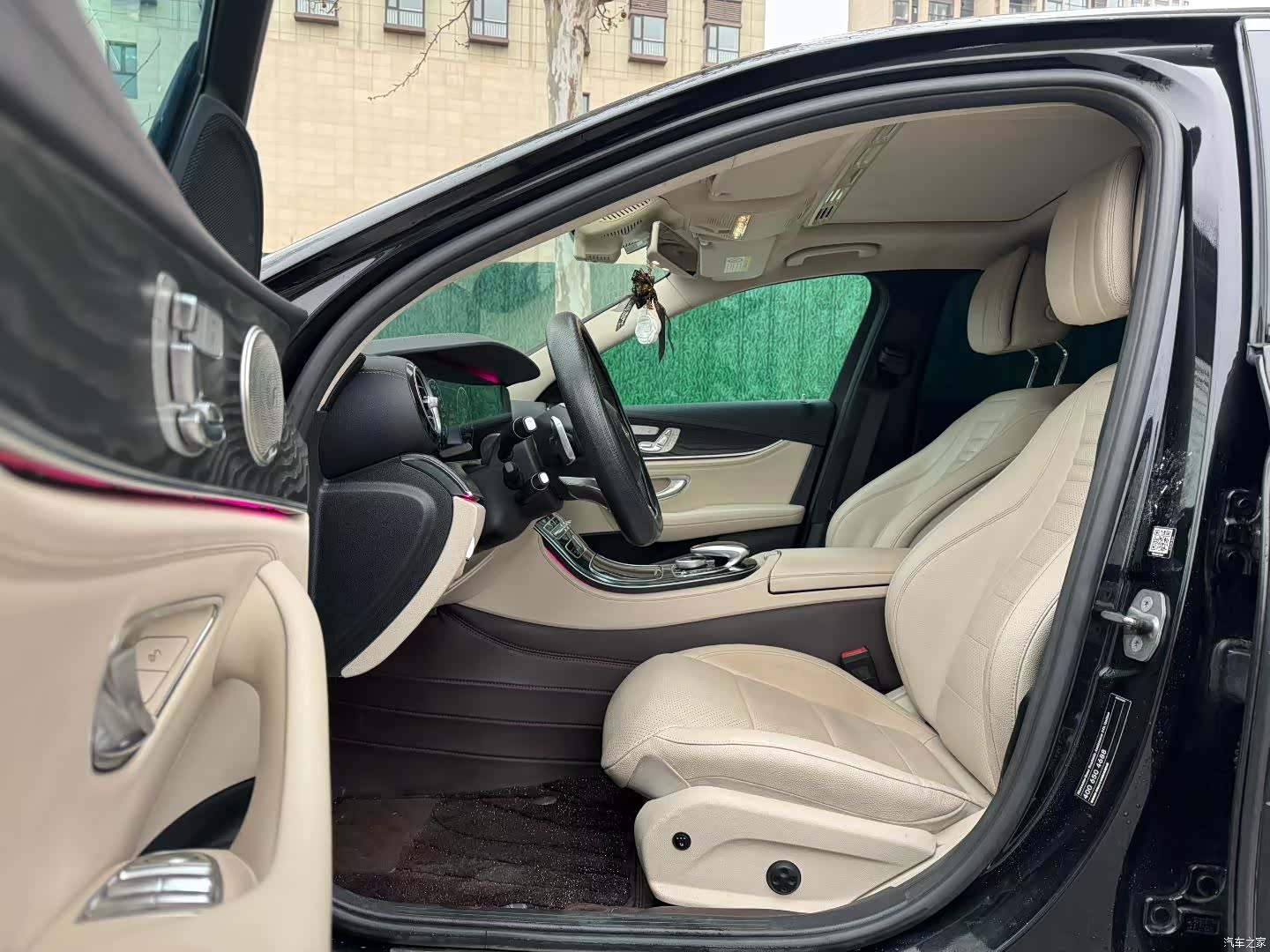 Mercedes-Benz E-Class, 2016 4