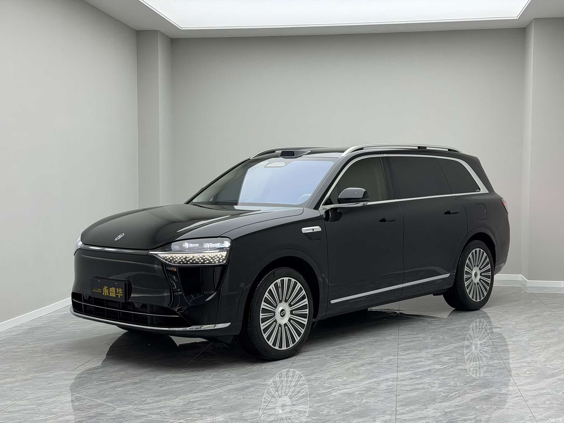 AITO M9, 2025 1