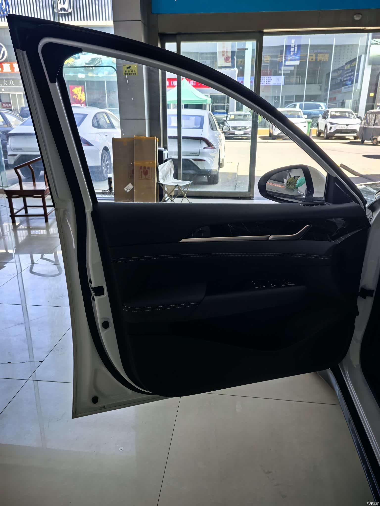 Wuling Starlight, 2026 все фото