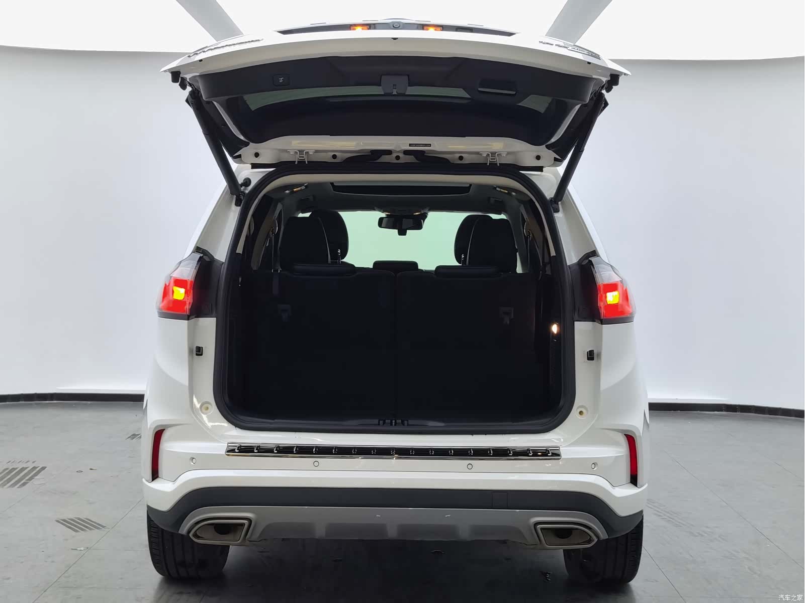 Ford Edge, 2021 12