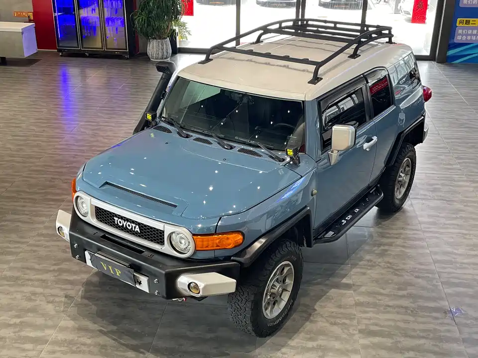 Toyota FJ Cool Luze