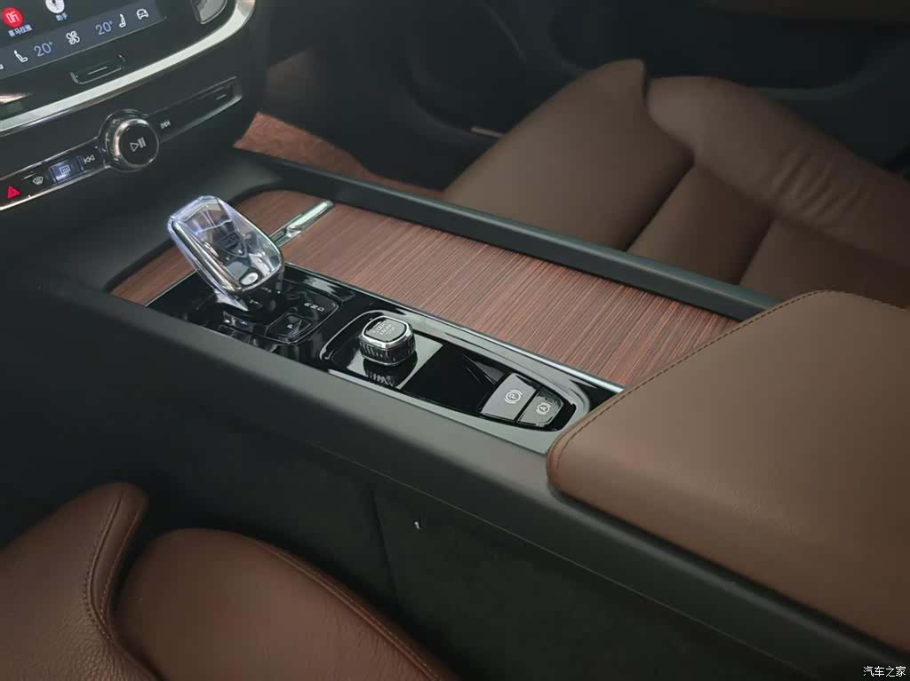 Volvo S60, 2024 13
