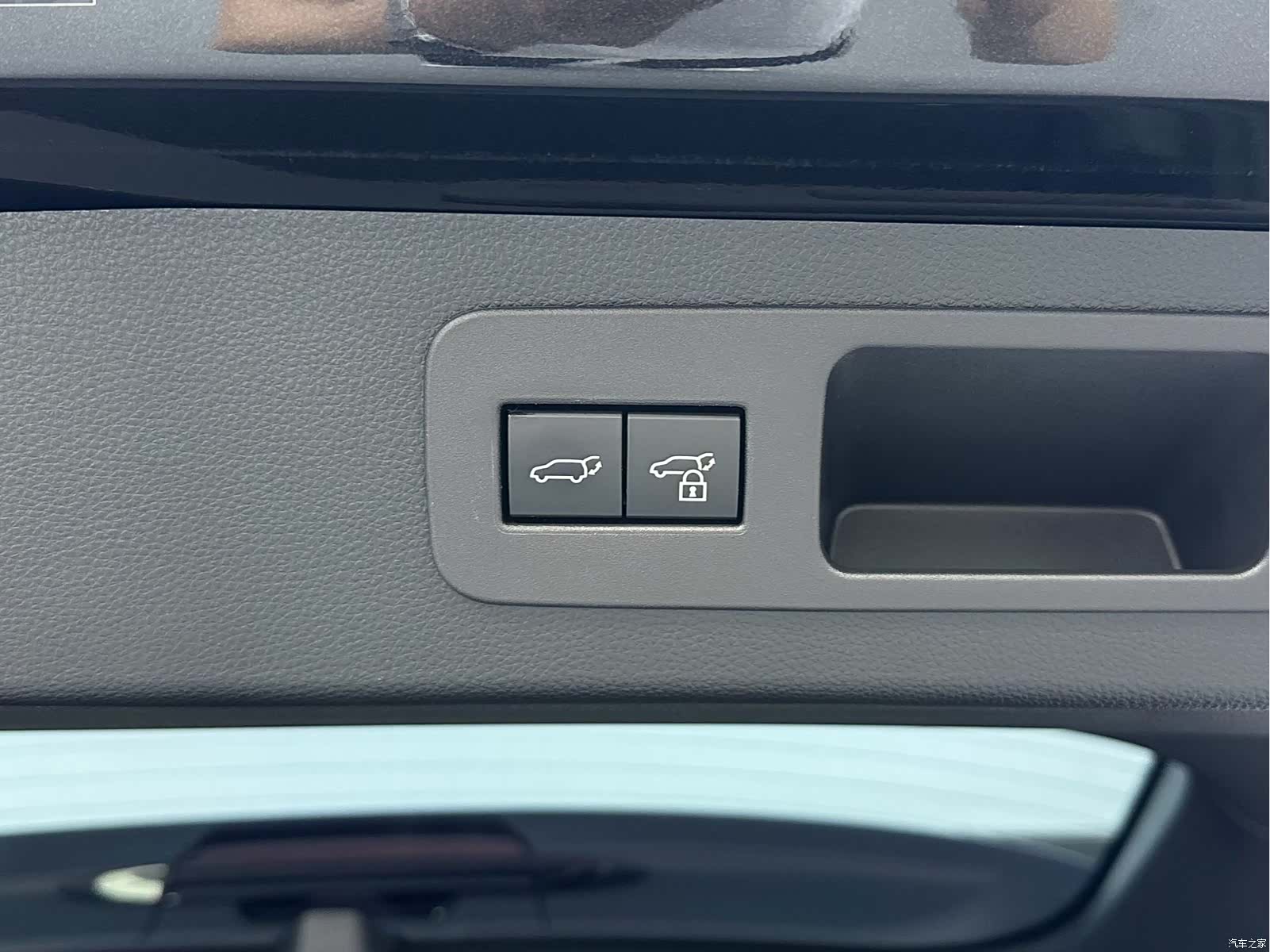 Lexus LX, 2025 25