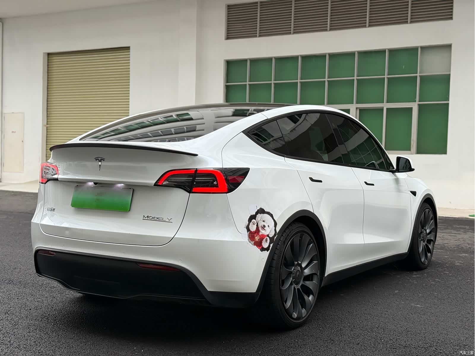 Tesla Model Y, 2022 6