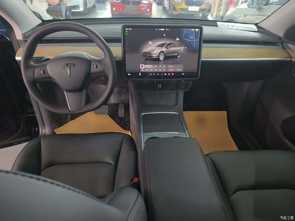 Tesla Model Y, 2023 10