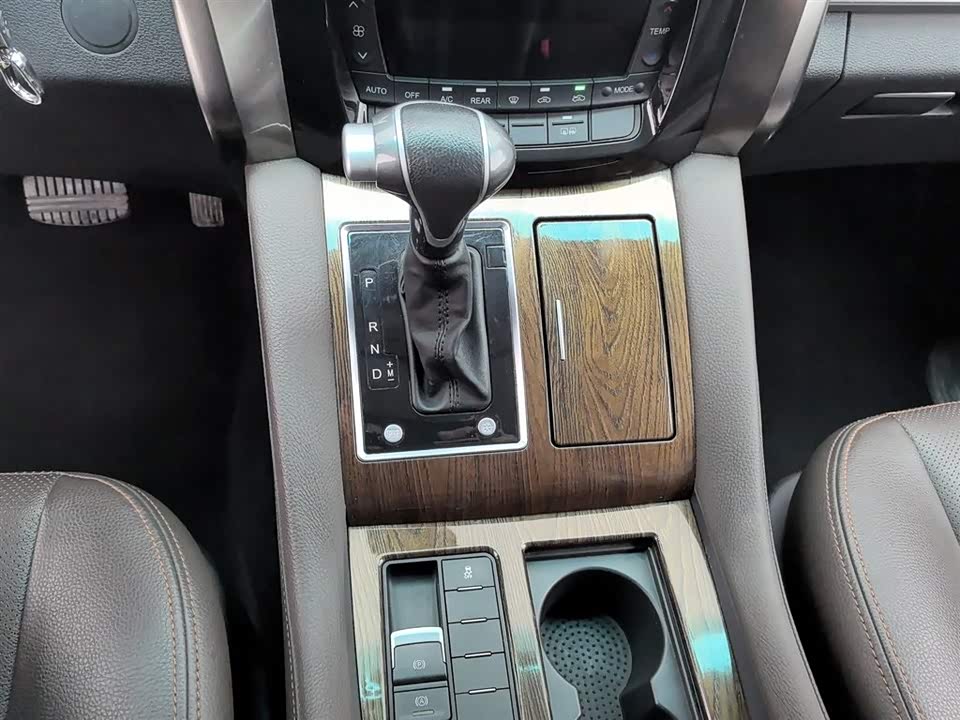 Forthing Popular CM7