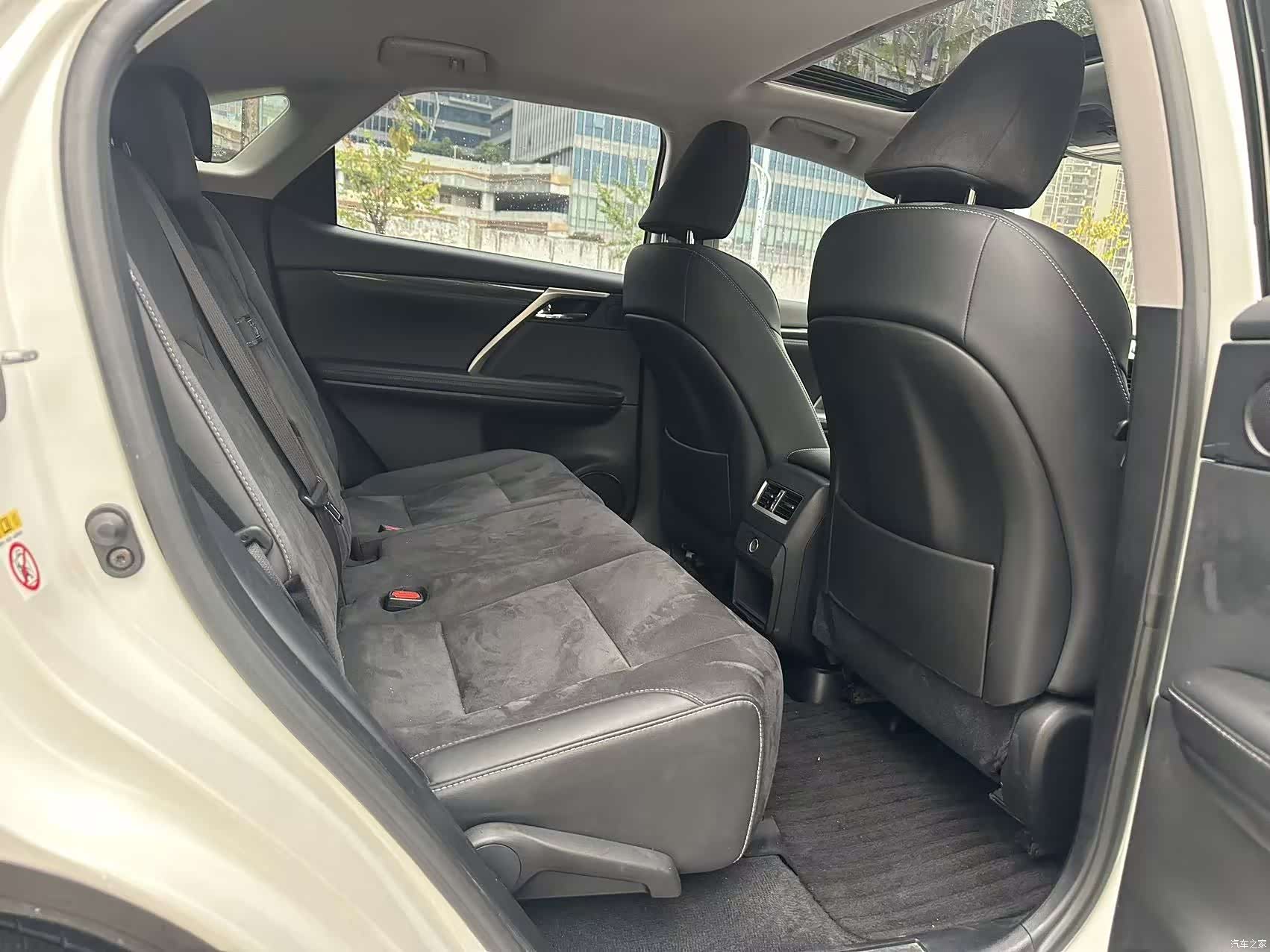 Lexus RX, 2017 11