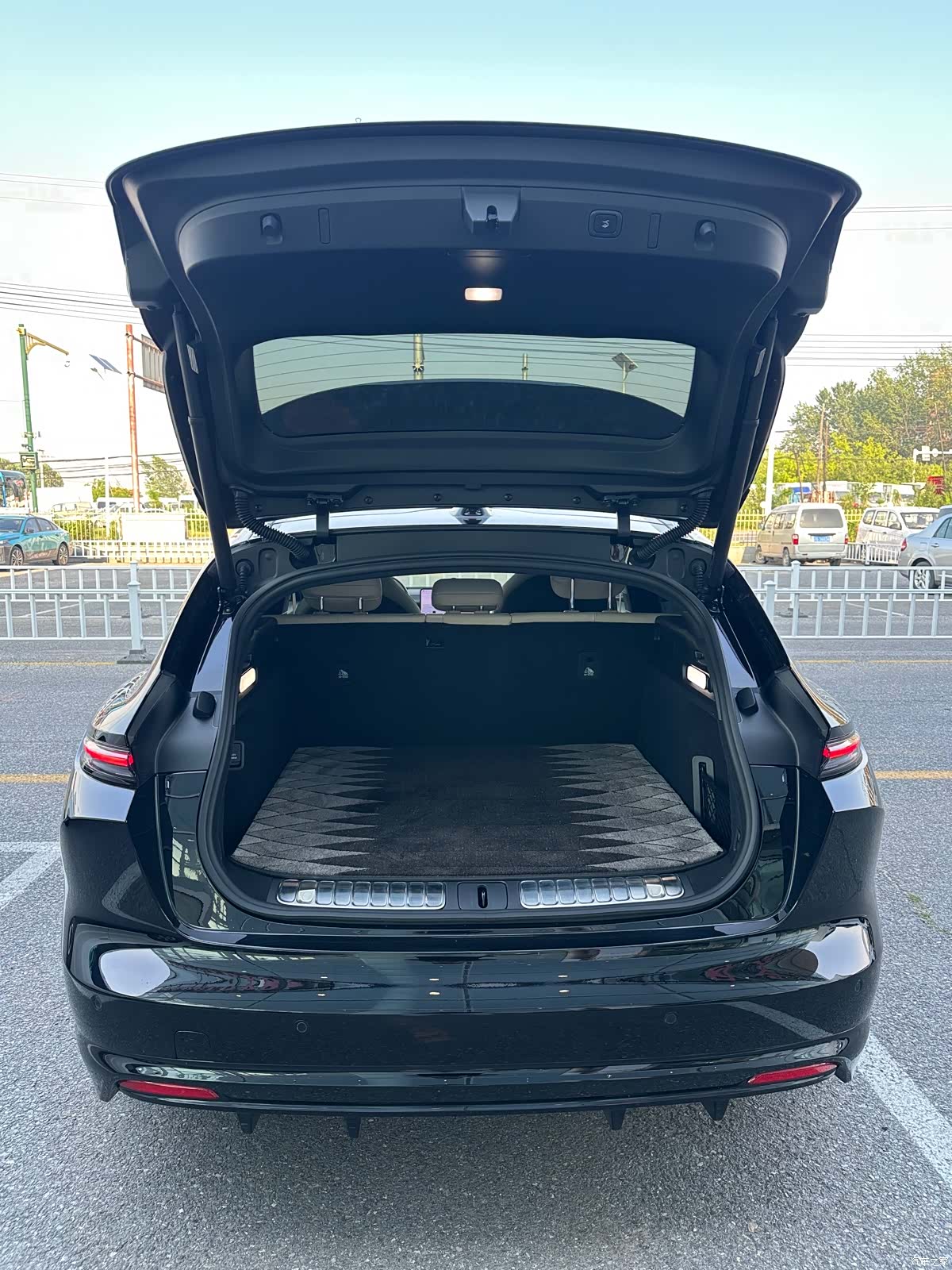 NIO ET5, 2026 25