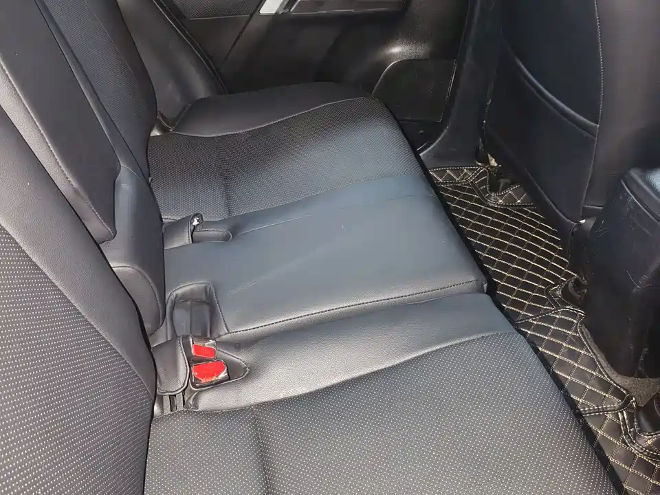 Toyota RAV4 Rongfang