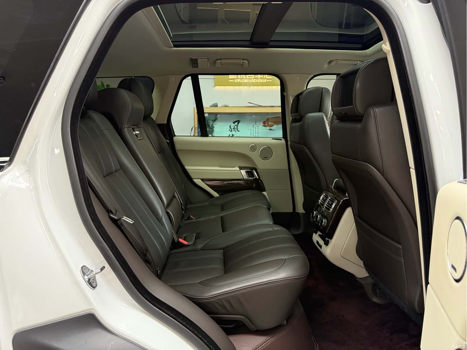 Land Rover Range Rover, 2015 26