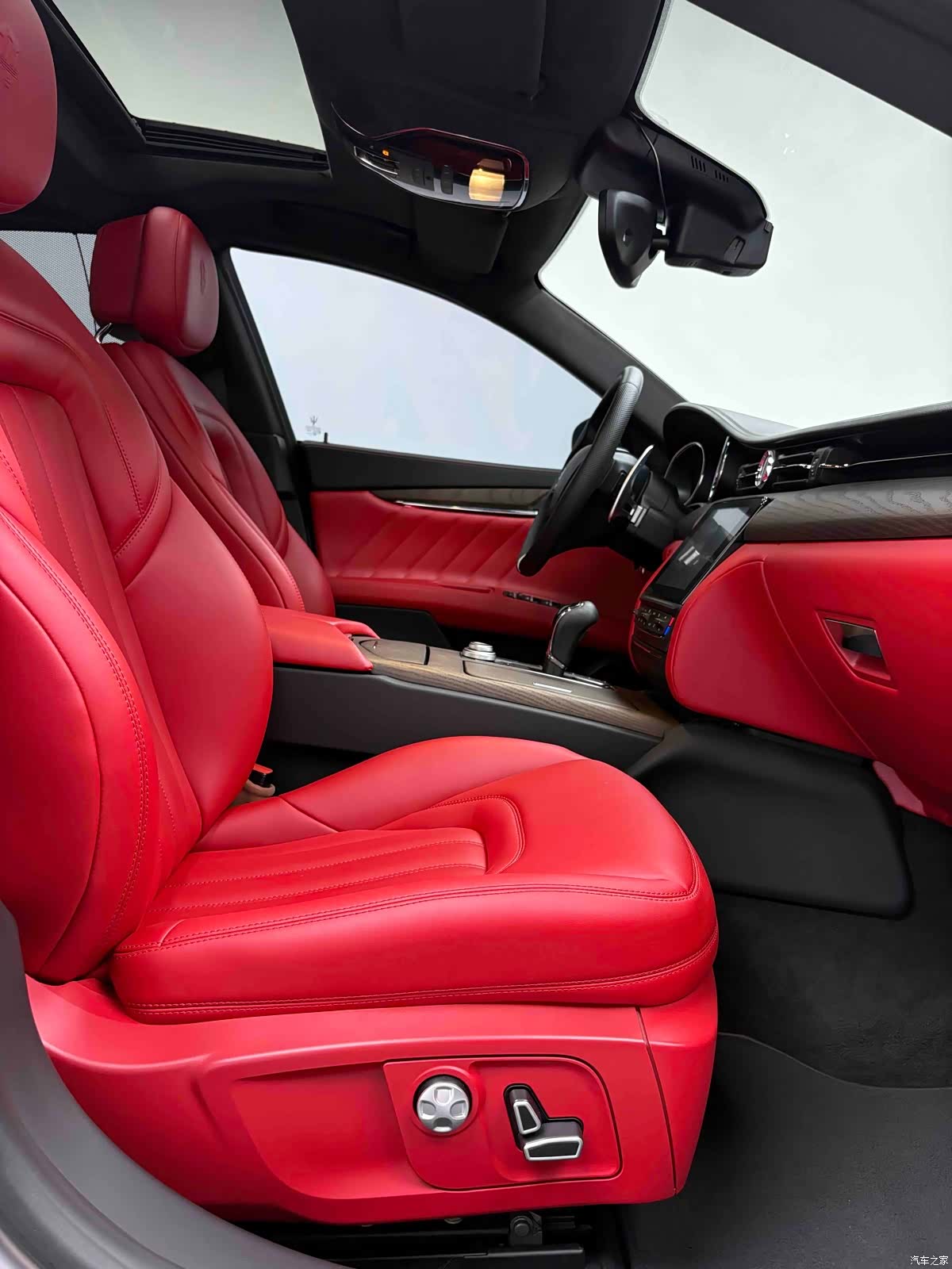 Maserati Q4, 2019 18