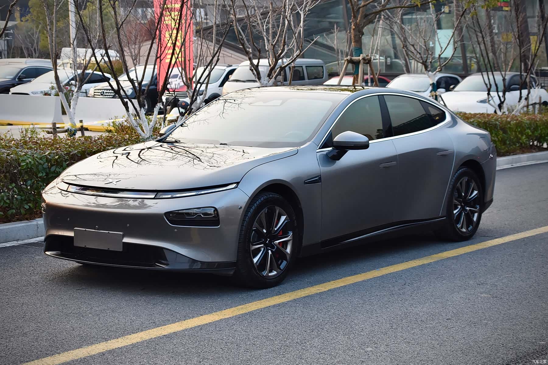 Xpeng P7, 2020 1