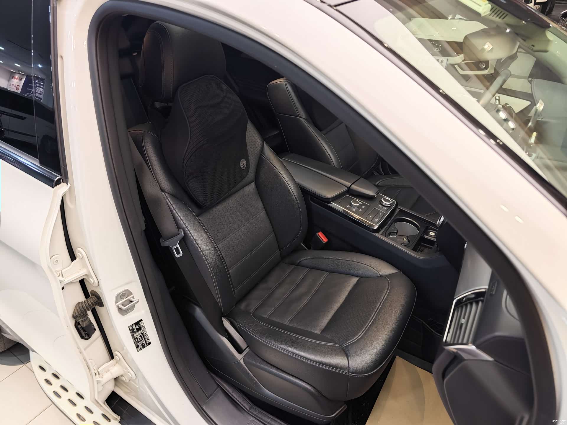 Mercedes-Benz GLE, 2018 34