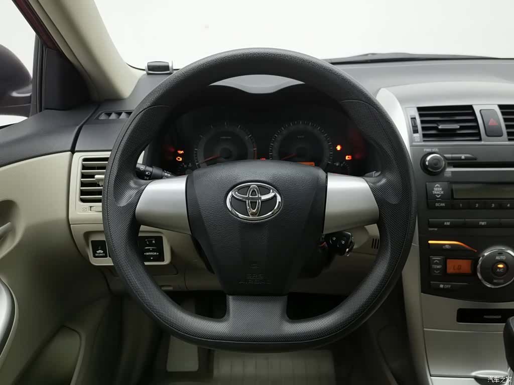 Toyota Corolla, 2011 11