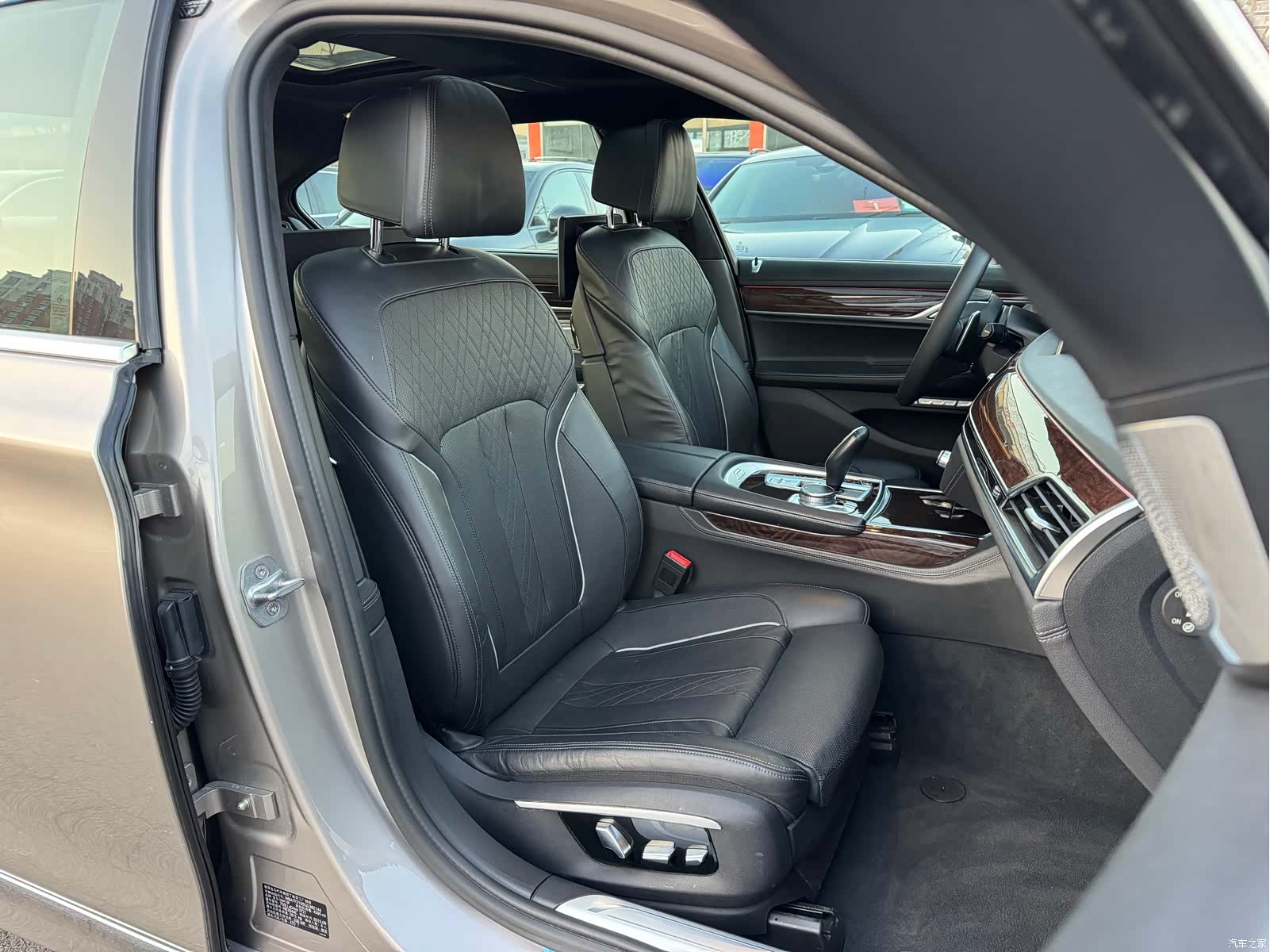 BMW 7 Series, 2016 12