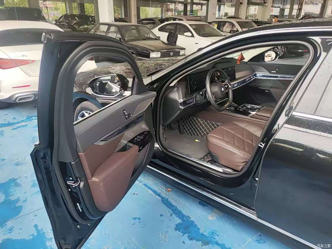 BMW 7 Series, 2023 3