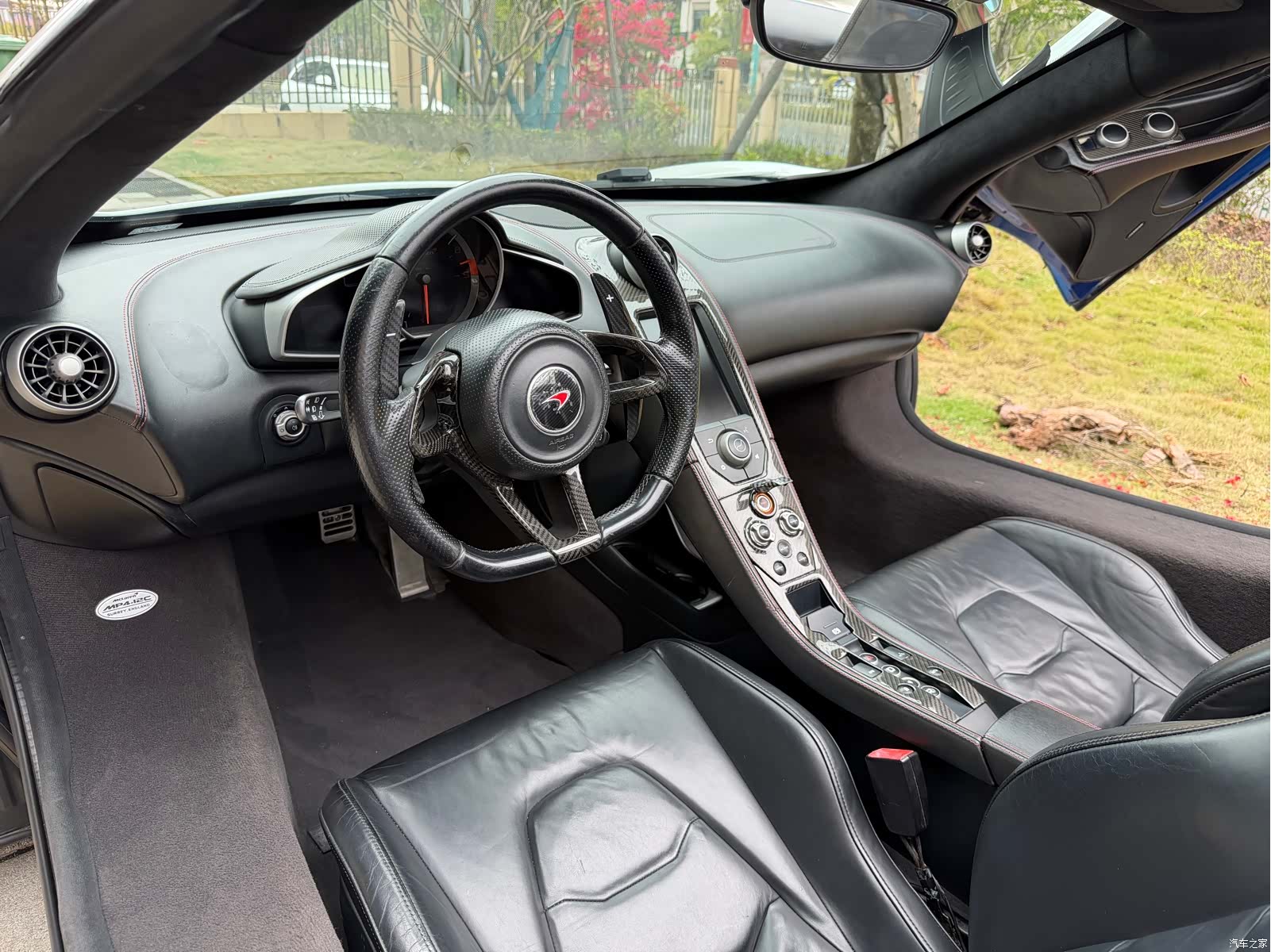 McLaren 12C, 2015 все фото