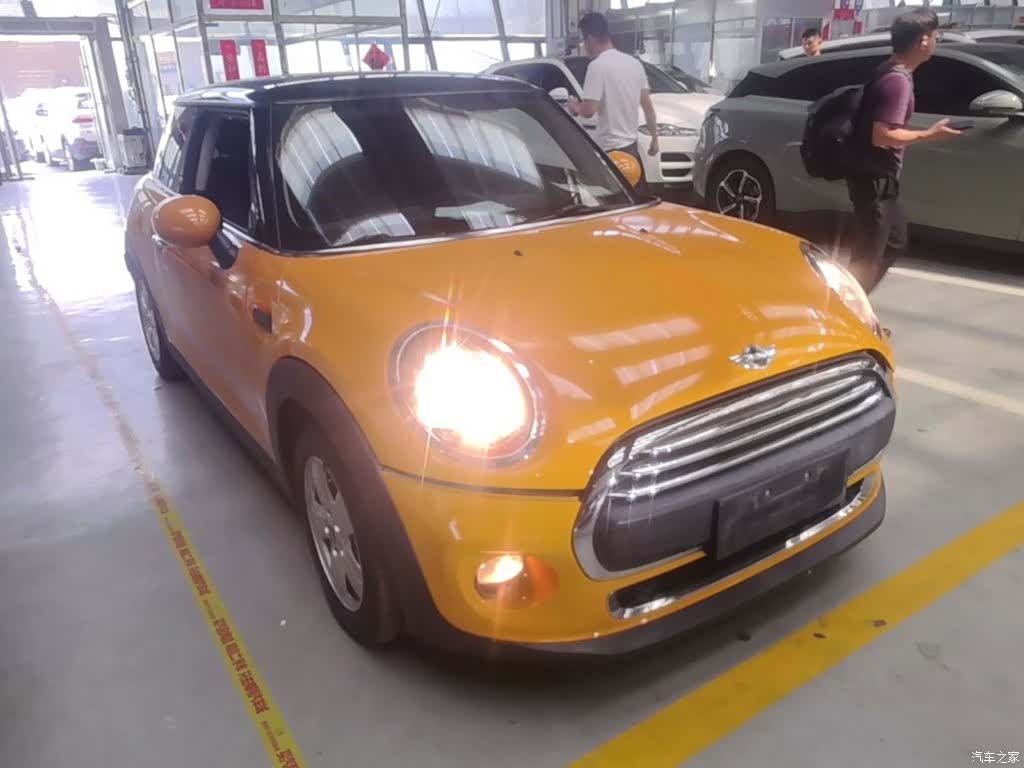 Mini ONE, 2015 4