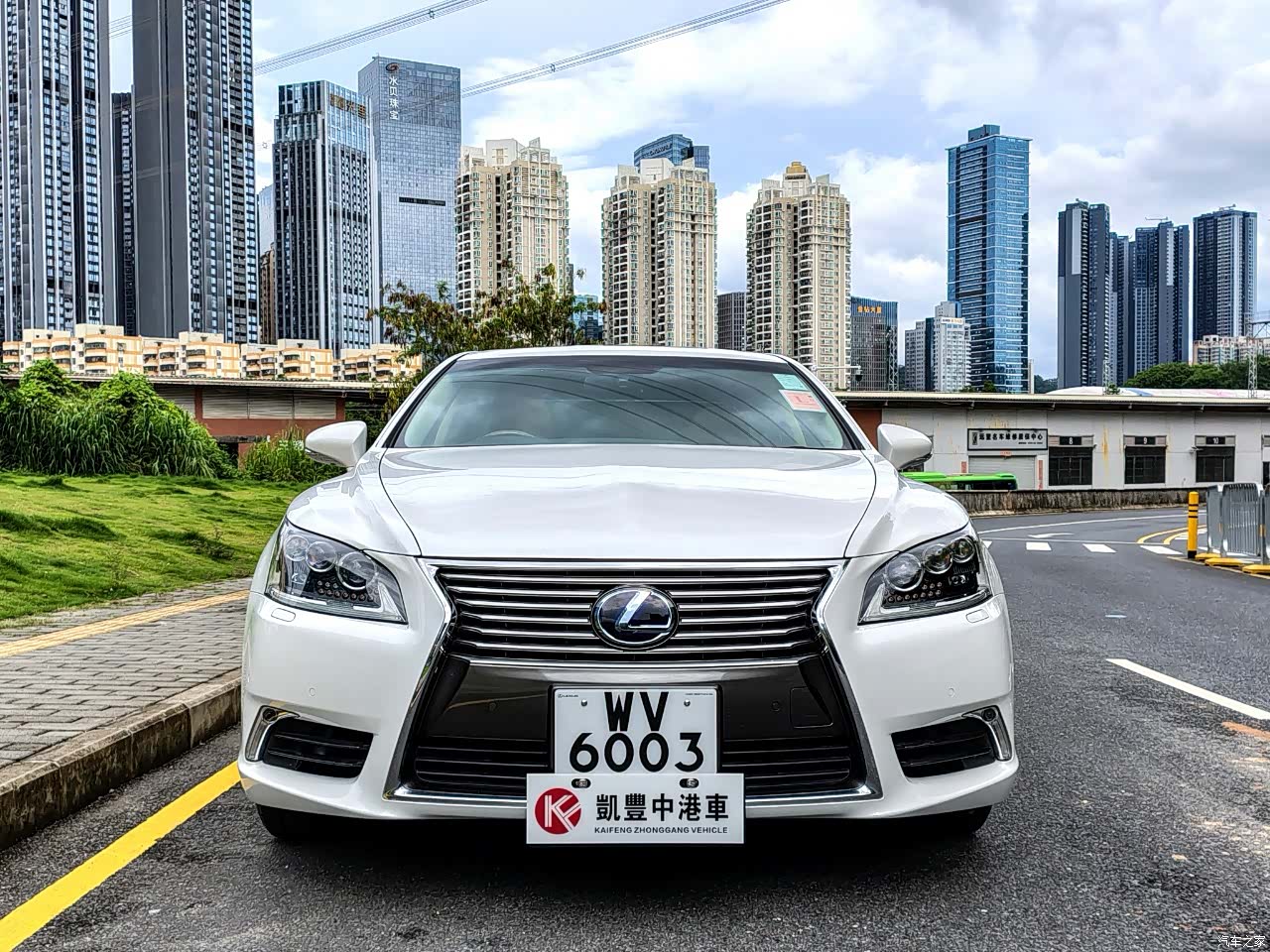 Lexus LS, 2021 2
