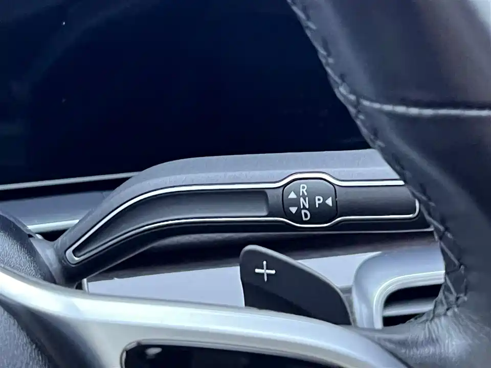 Mercedes-Benz GLE Mercedes-Benz GLE