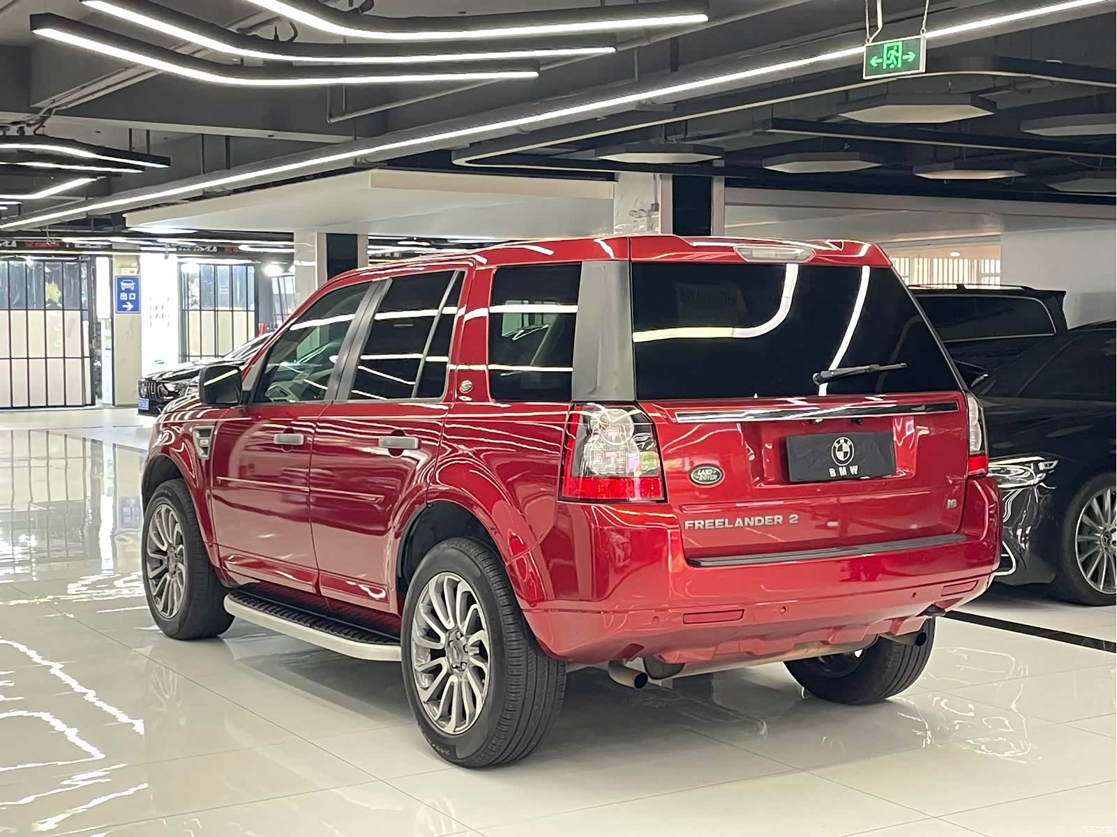 Land Rover 2, 2011 6
