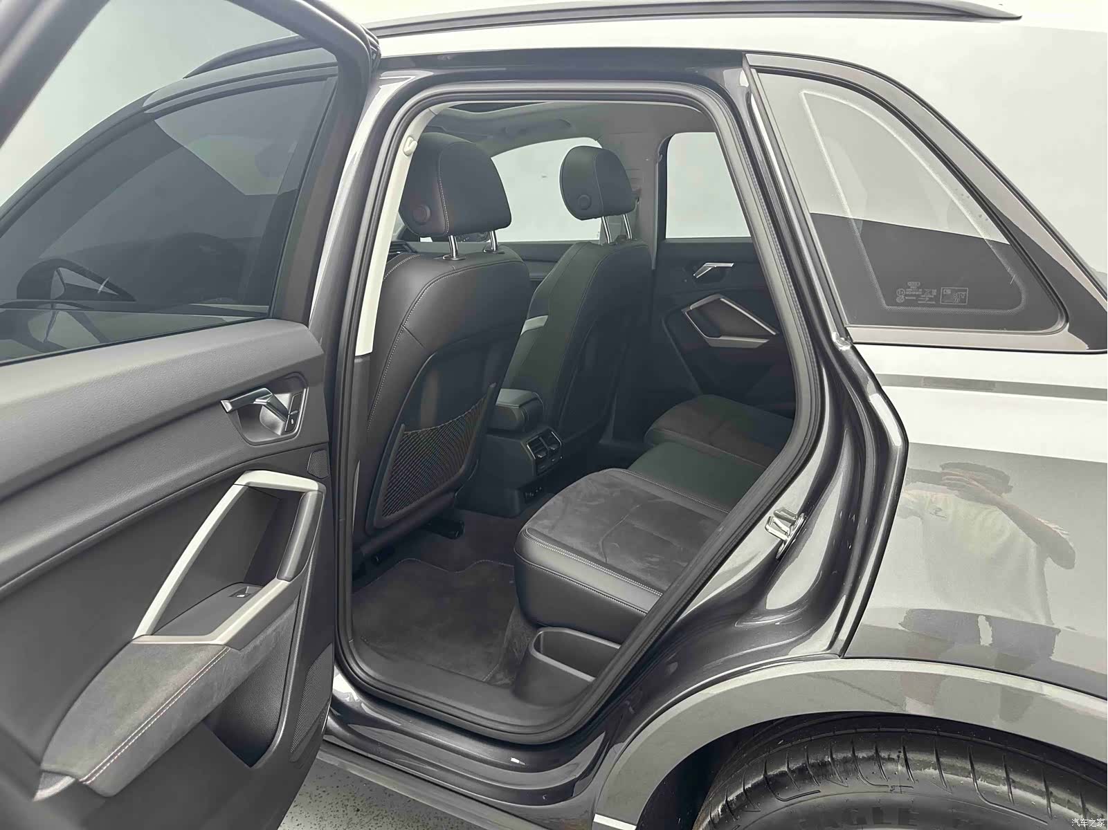 Audi Q3, 2022 12