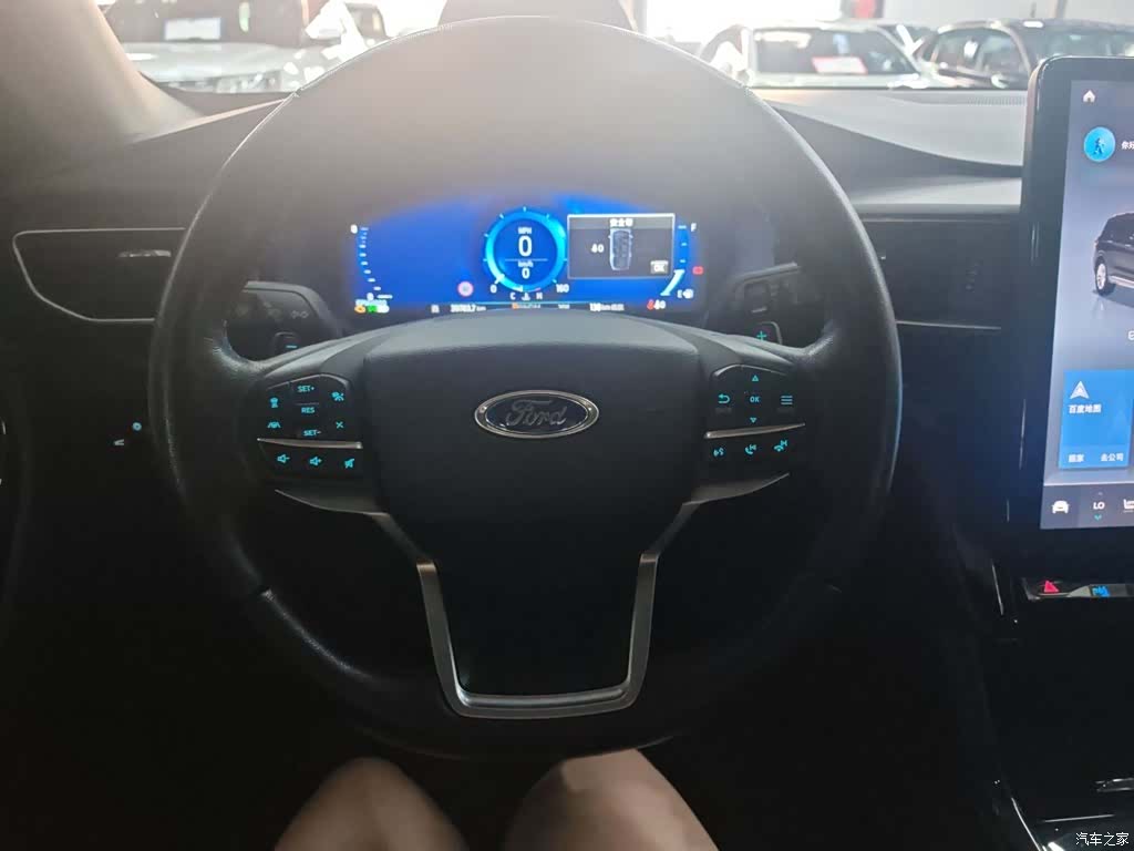 Ford Explorer, 2021 11
