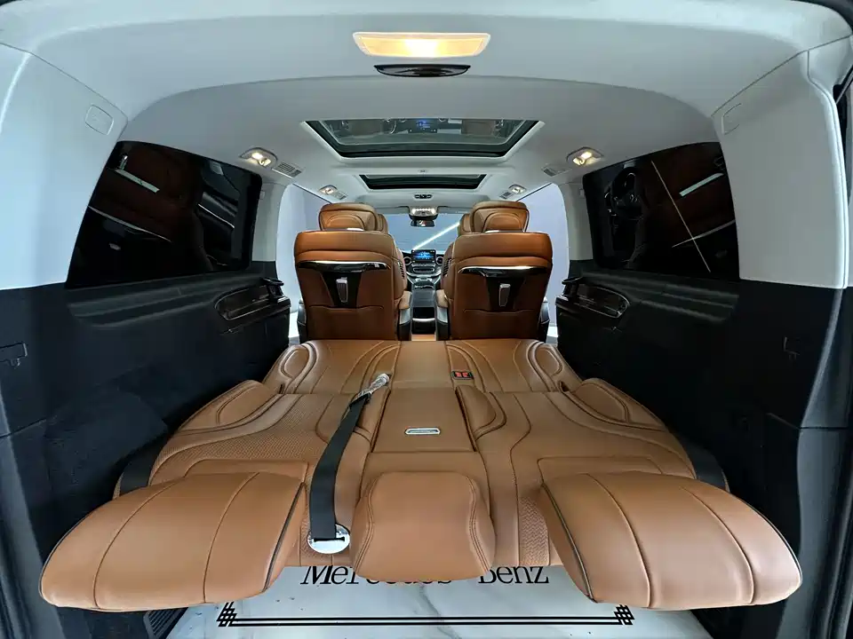 Mercedes-Benz V-class