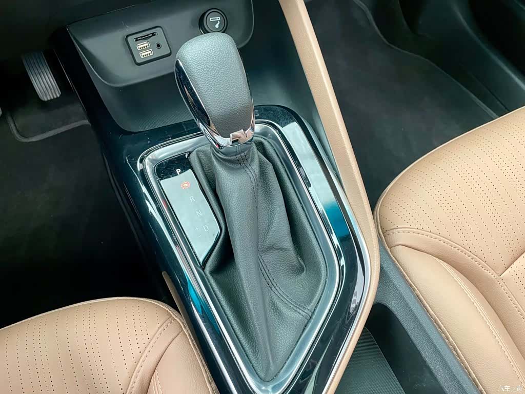 Buick GL6, 2022 12