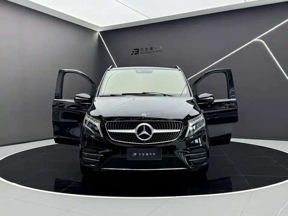 Mercedes-Benz V-class