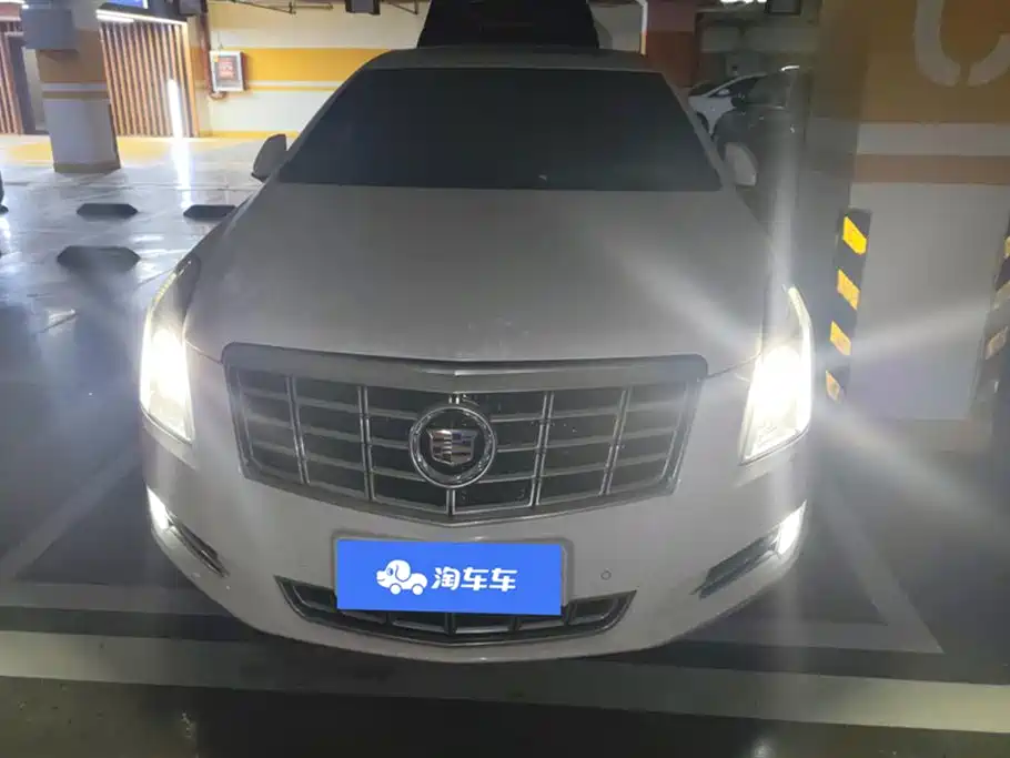 Cadillac XTS