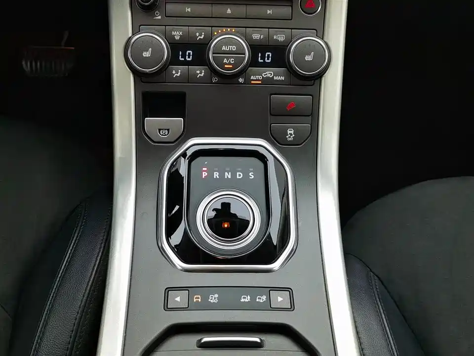 Land Rover Range Rover Aurora