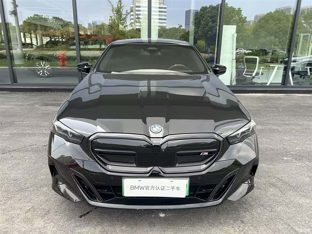 BMW i5, 2026 2