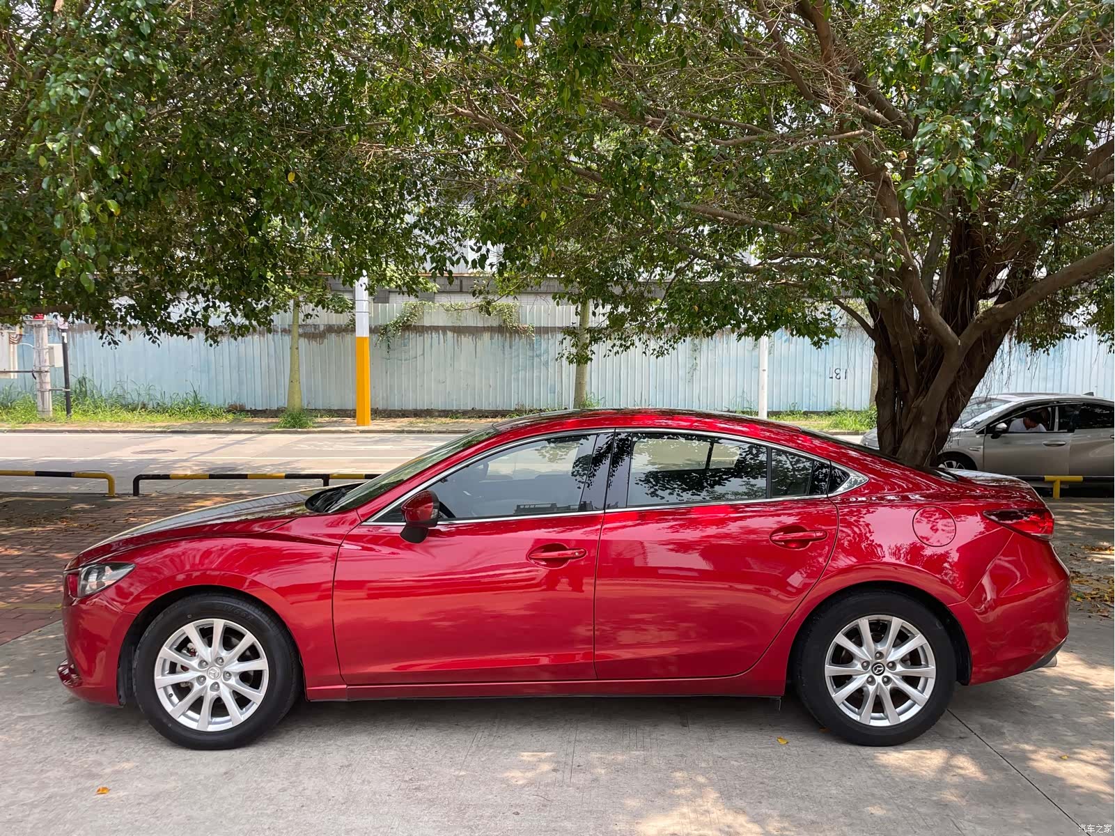 Mazda Atenza, 2016 3