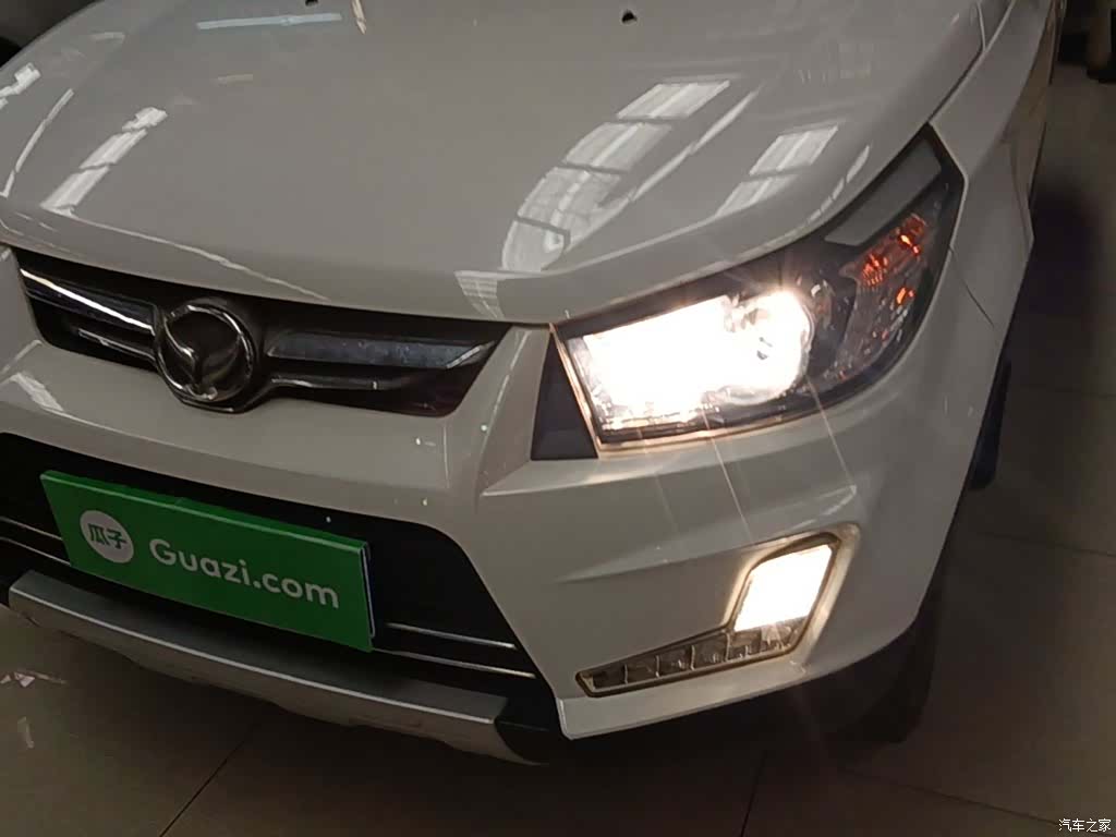 BAIC S3, 2015 24