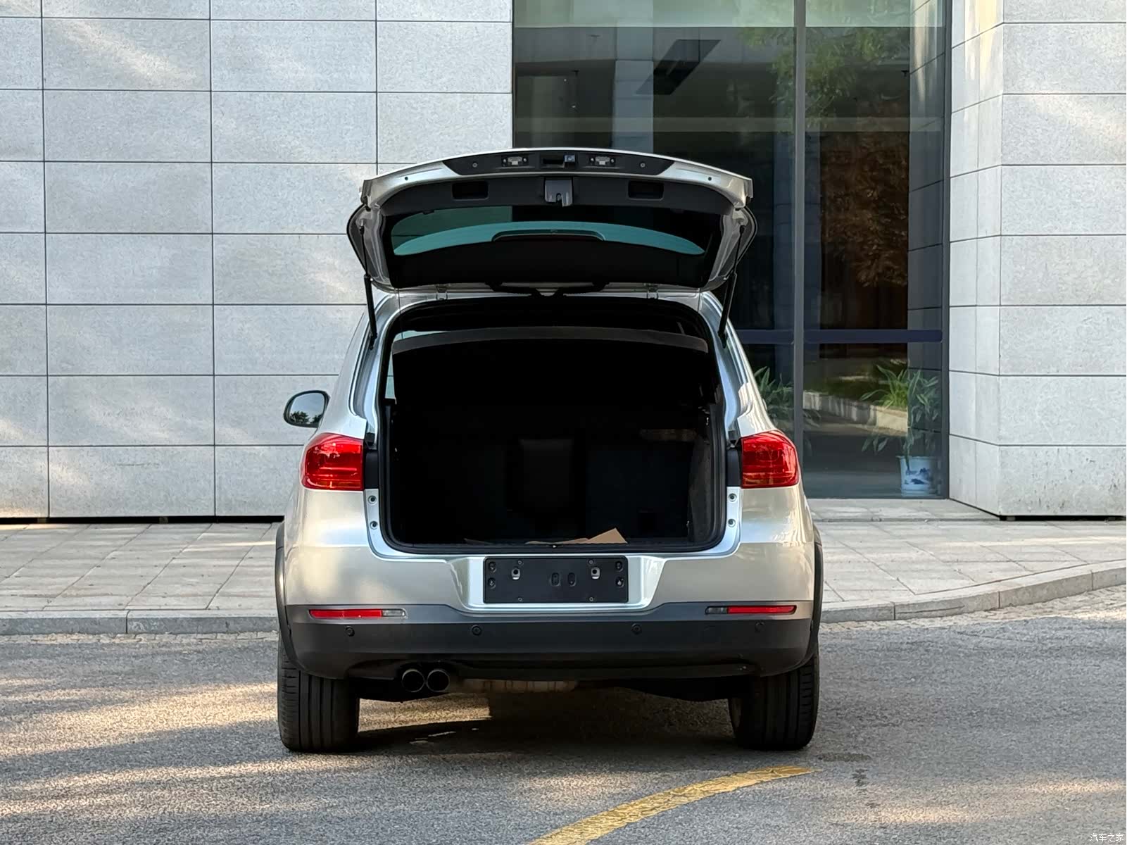 Volkswagen Tiguan, 2013 16
