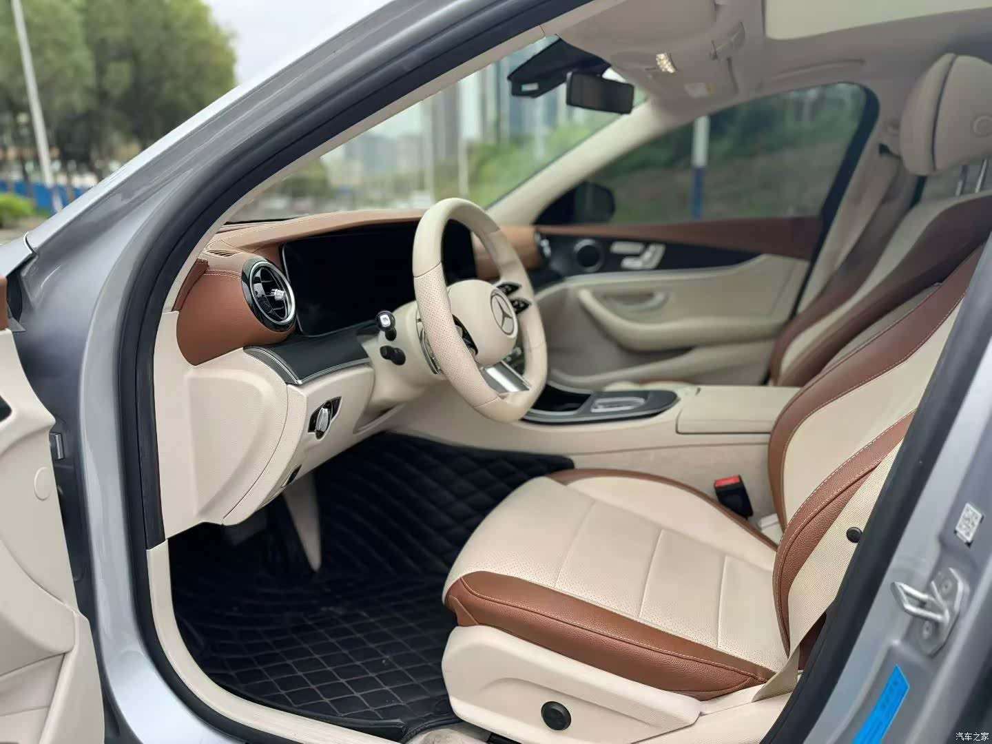 Mercedes-Benz E-Class, 2021 4