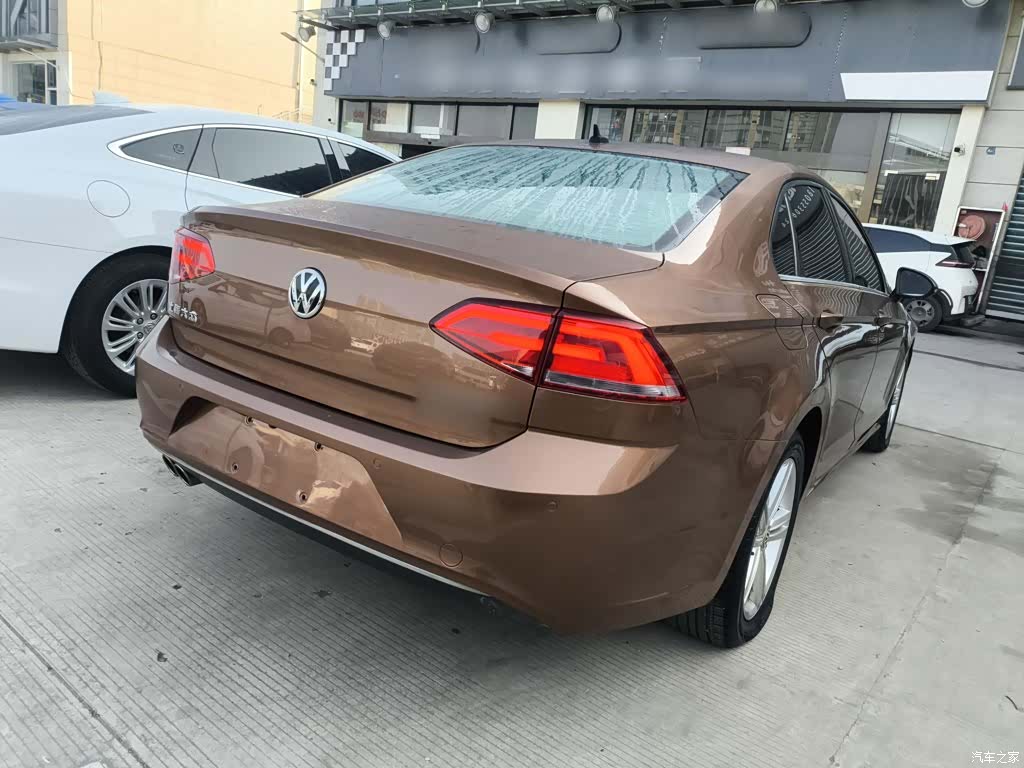 Volkswagen Lamando, 2015 все фото