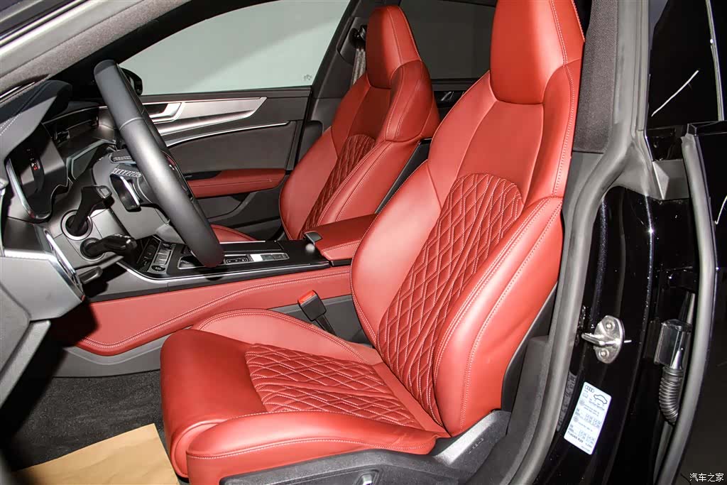 Audi A7L, 2025 17