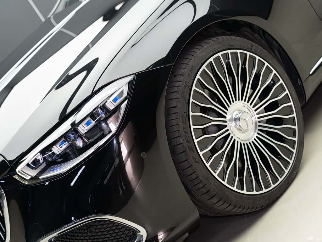 Maybach S-Class, 2025 3