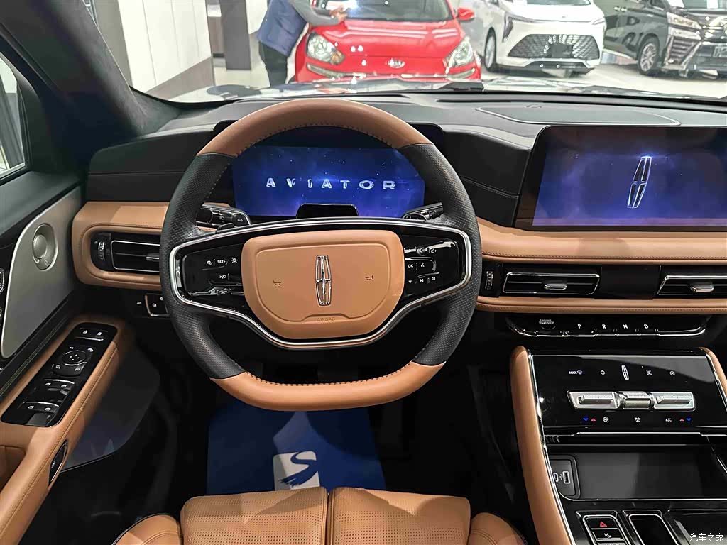 Lincoln Aviator, 2025 11