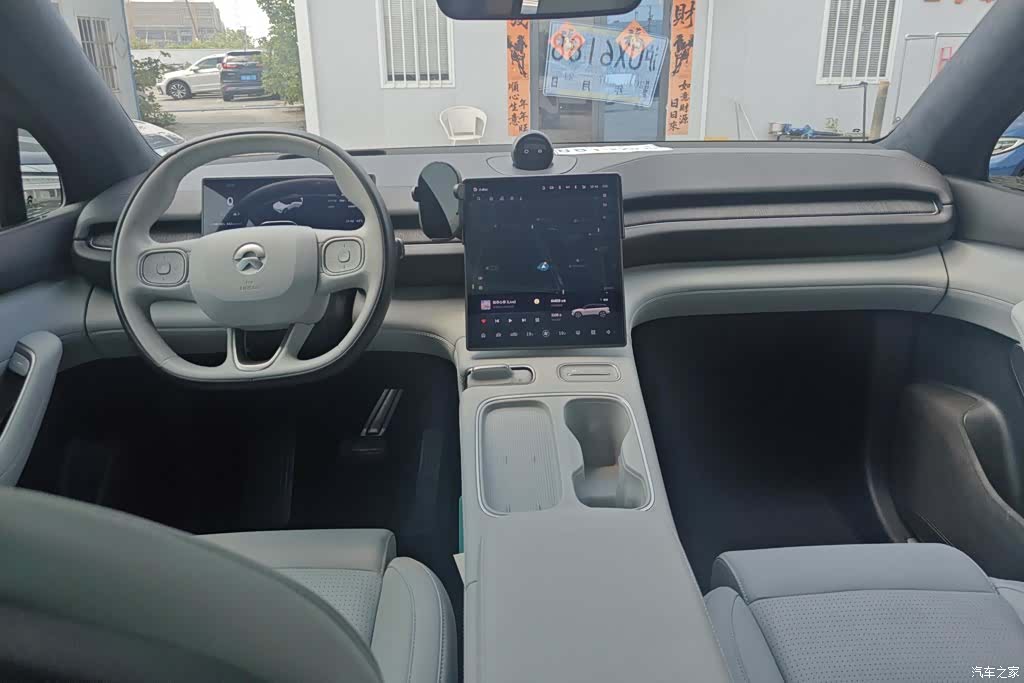 NIO ES6, 2023 12