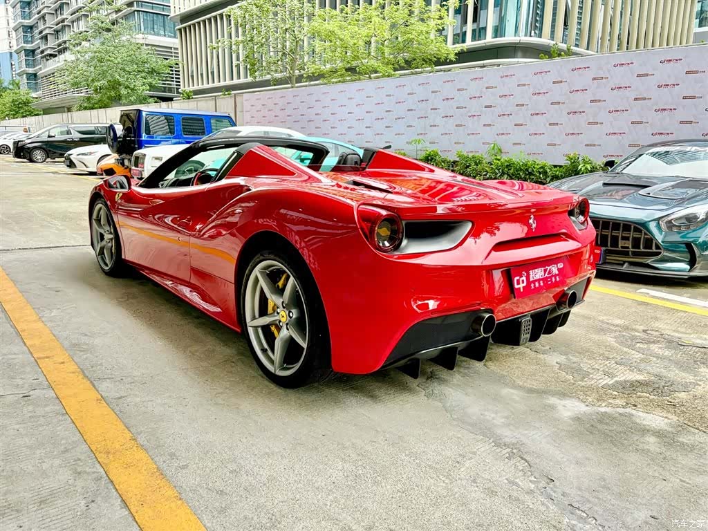 Ferrari 488, 2018 6