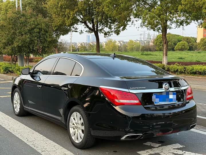 Buick LaCrosse 2013 2.4L SIDI jing ying Комфорт