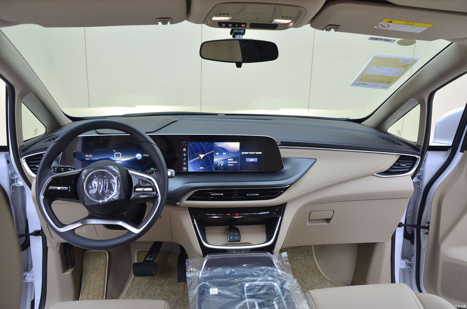 Buick GL8, 2026 12
