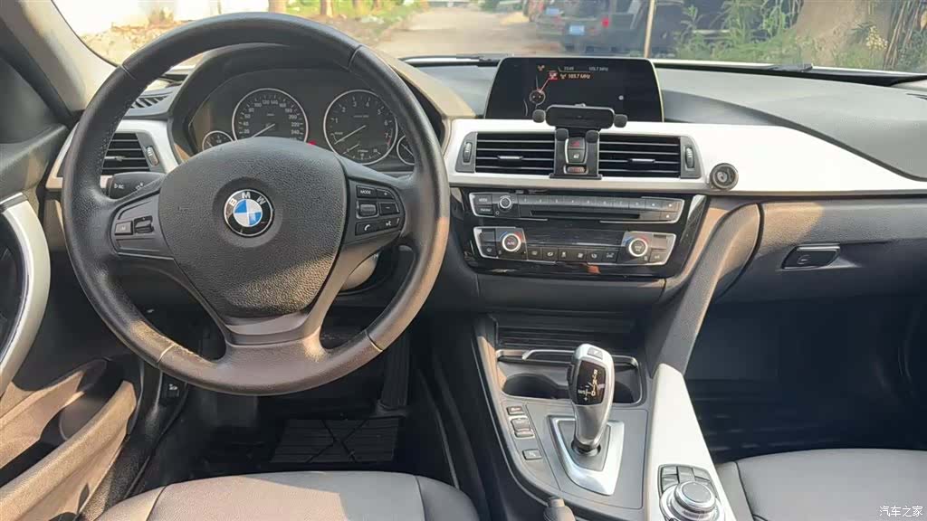 BMW 3 Series, 2015 2